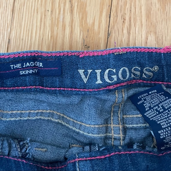 Girls Vigoss size 5 denim jeans with unicorn detail on knees - Picture 3 of 6